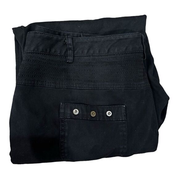 Black Shiny Satiny Studded Capri Dress Pants, Larry Levine, - Picture 5 of 8
